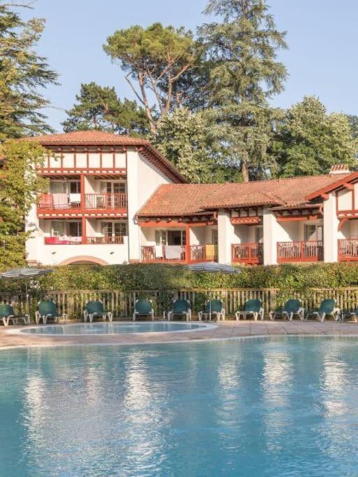 1-Appt Avec Piscine A St-Jean Pays-Basque Appartement Uhart-Cize Buitenkant foto