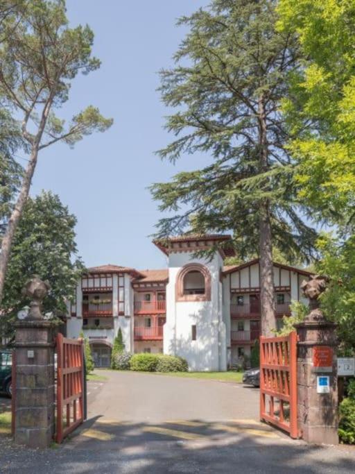 1-Appt Avec Piscine A St-Jean Pays-Basque Appartement Uhart-Cize Buitenkant foto